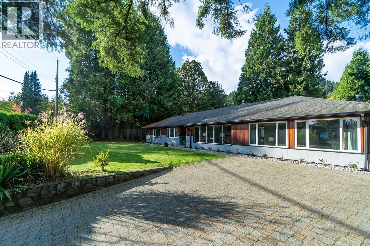 81 MORVEN DRIVE, West Vancouver, British Columbia