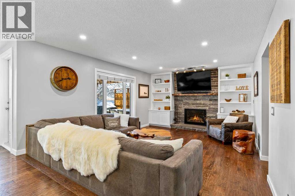 9759 Sanderling Way NW, Calgary, Alberta  T3K 3R8 - Photo 18 - A2297901