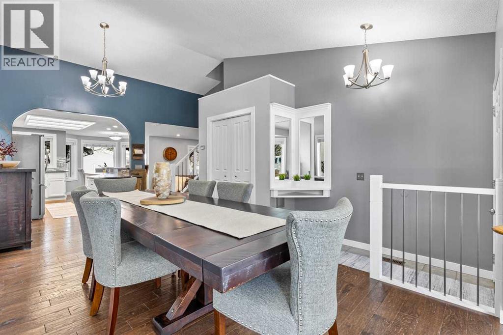 9759 Sanderling Way NW, Calgary, Alberta  T3K 3R8 - Photo 7 - A2297901