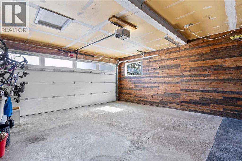 9759 Sanderling Way NW, Calgary, Alberta  T3K 3R8 - Photo 39 - A2297901