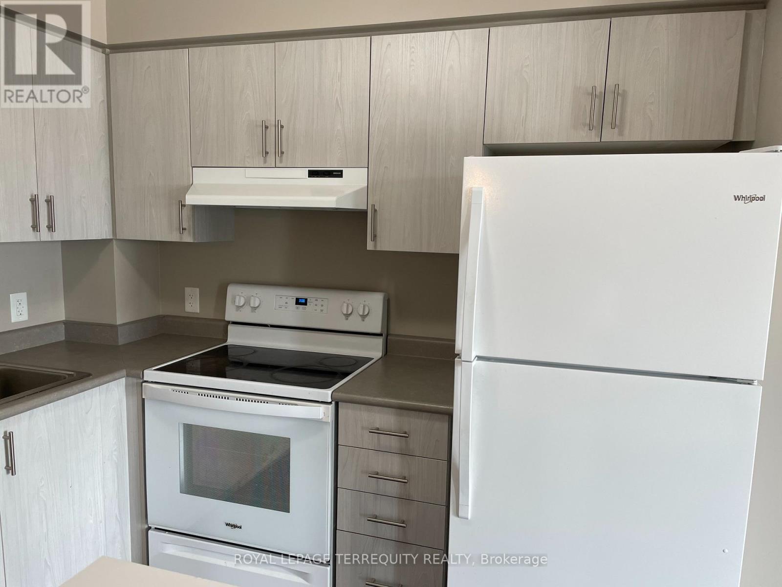 608 - 716 Main Street E, Milton, Ontario  L9T 9L9 - Photo 9 - W12957490