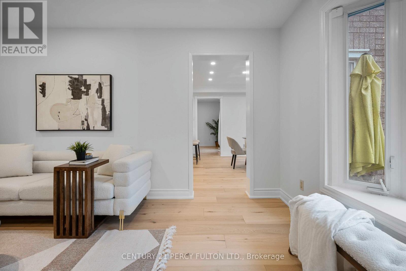 5393 Glen Erin Drive, Mississauga, Ontario  L5M 5C8 - Photo 19 - W12957498