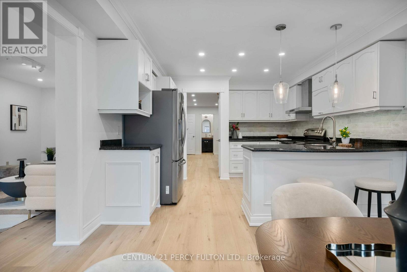 5393 Glen Erin Drive, Mississauga, Ontario  L5M 5C8 - Photo 23 - W12957498