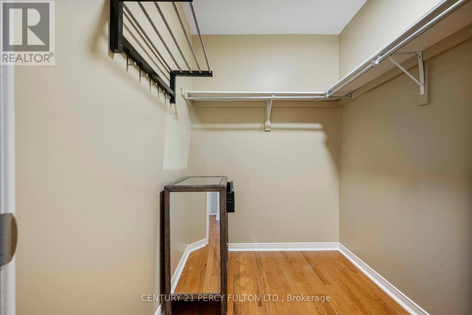 5393 Glen Erin Drive, Mississauga, Ontario  L5M 5C8 - Photo 31 - W12957498