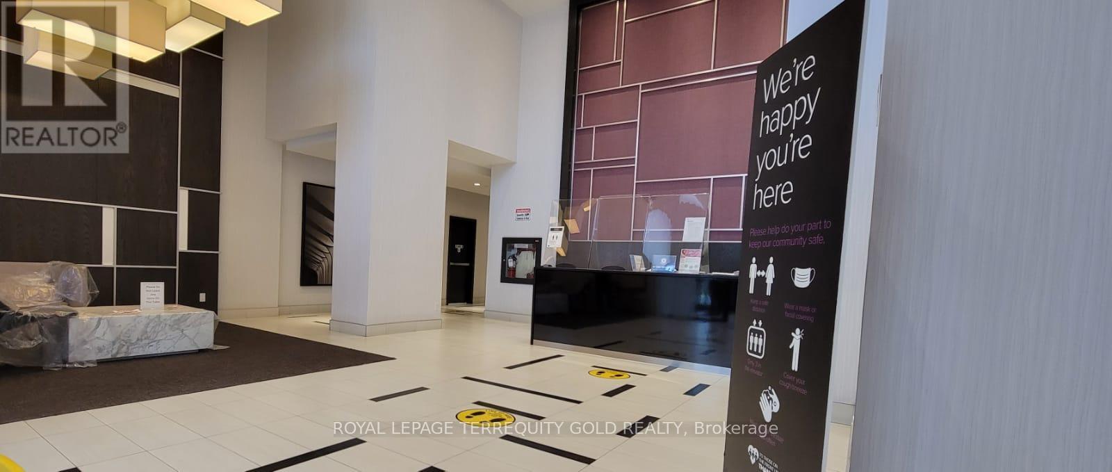 2405 - 4011 Brickstone Mews, Mississauga (City Centre), Ontario  L5B 0J7 - Photo 2 - W12957502