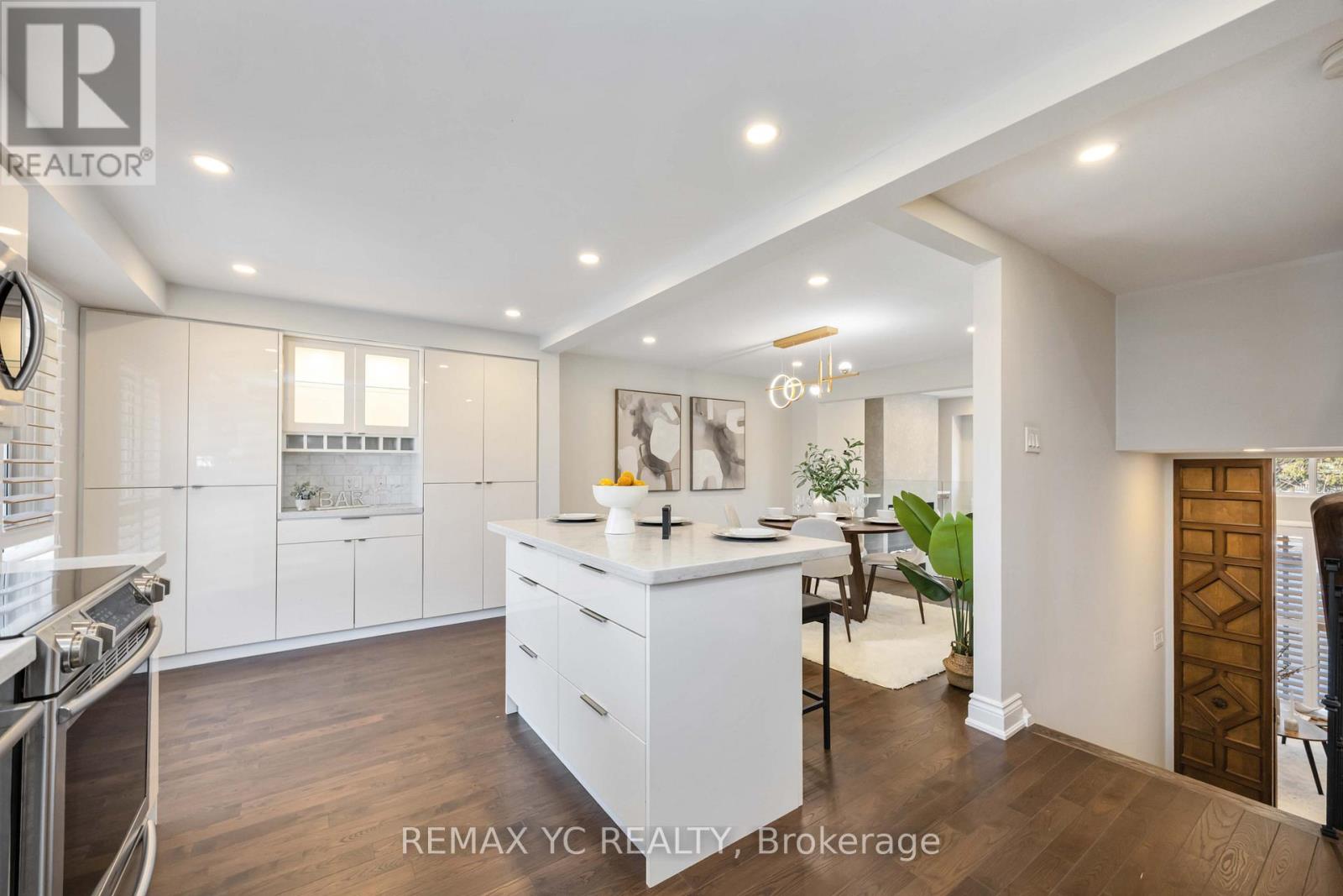 118 Tangle Briarway, Toronto, Ontario  M2J 2M4 - Photo 23 - C12956436