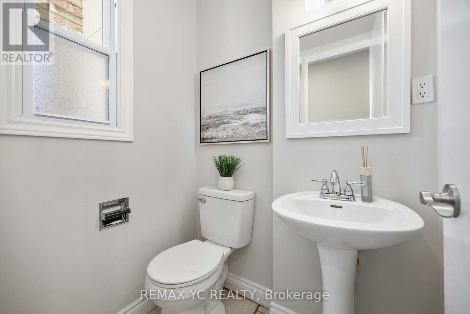 118 Tangle Briarway, Toronto, Ontario  M2J 2M4 - Photo 16 - C12956436