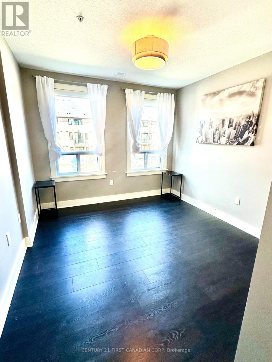 203 - 320 Sugarcreek Trail, London North, Ontario  N6H 0G3 - Photo 11 - X12957528