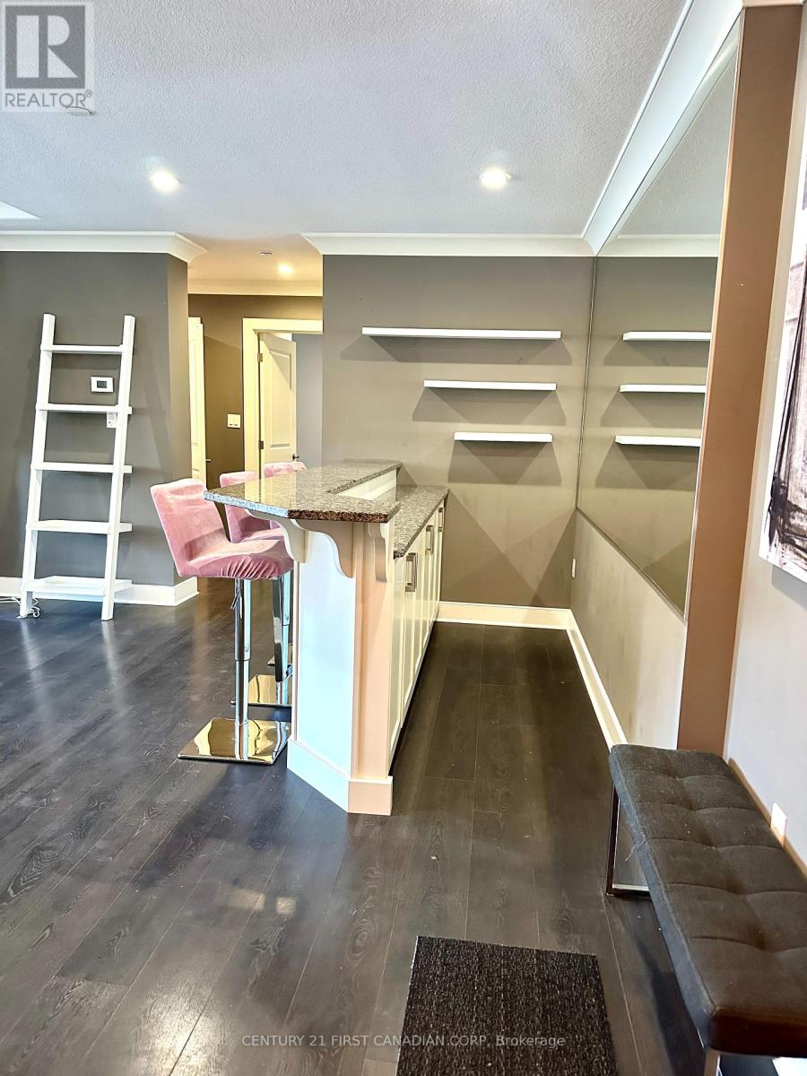 203 - 320 Sugarcreek Trail, London North, Ontario  N6H 0G3 - Photo 23 - X12957528