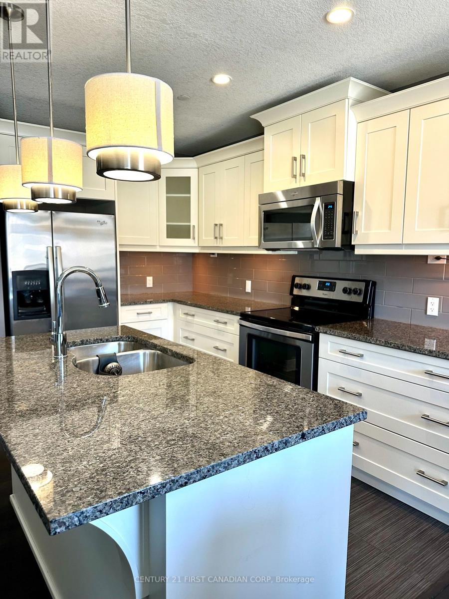 203 - 320 Sugarcreek Trail, London North, Ontario  N6H 0G3 - Photo 26 - X12957528