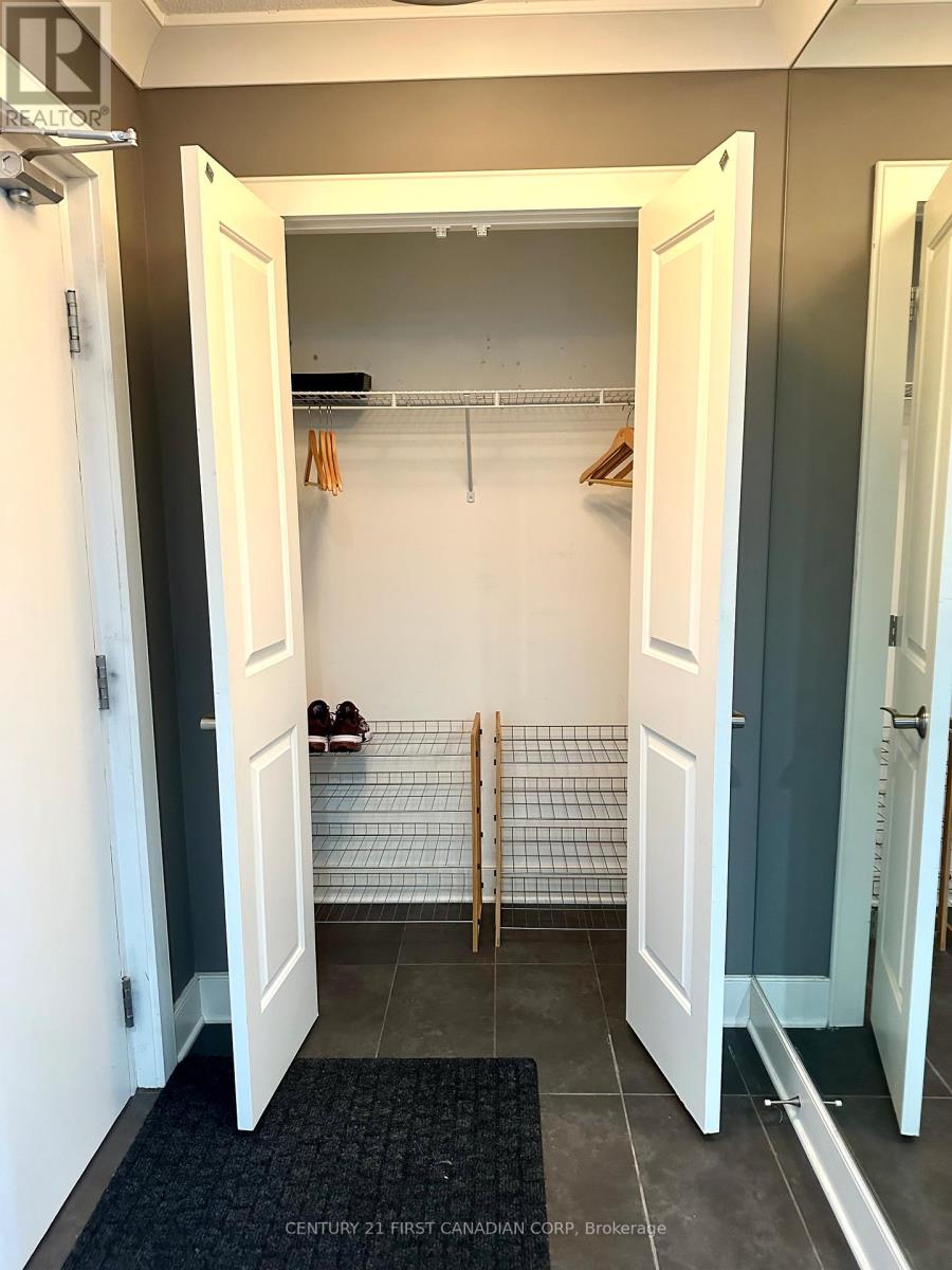 203 - 320 Sugarcreek Trail, London North, Ontario  N6H 0G3 - Photo 29 - X12957528