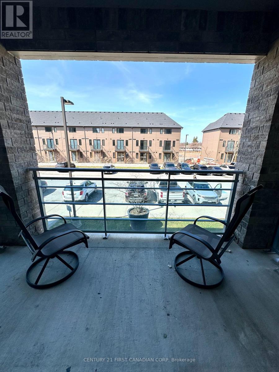 203 - 320 Sugarcreek Trail, London North, Ontario  N6H 0G3 - Photo 31 - X12957528