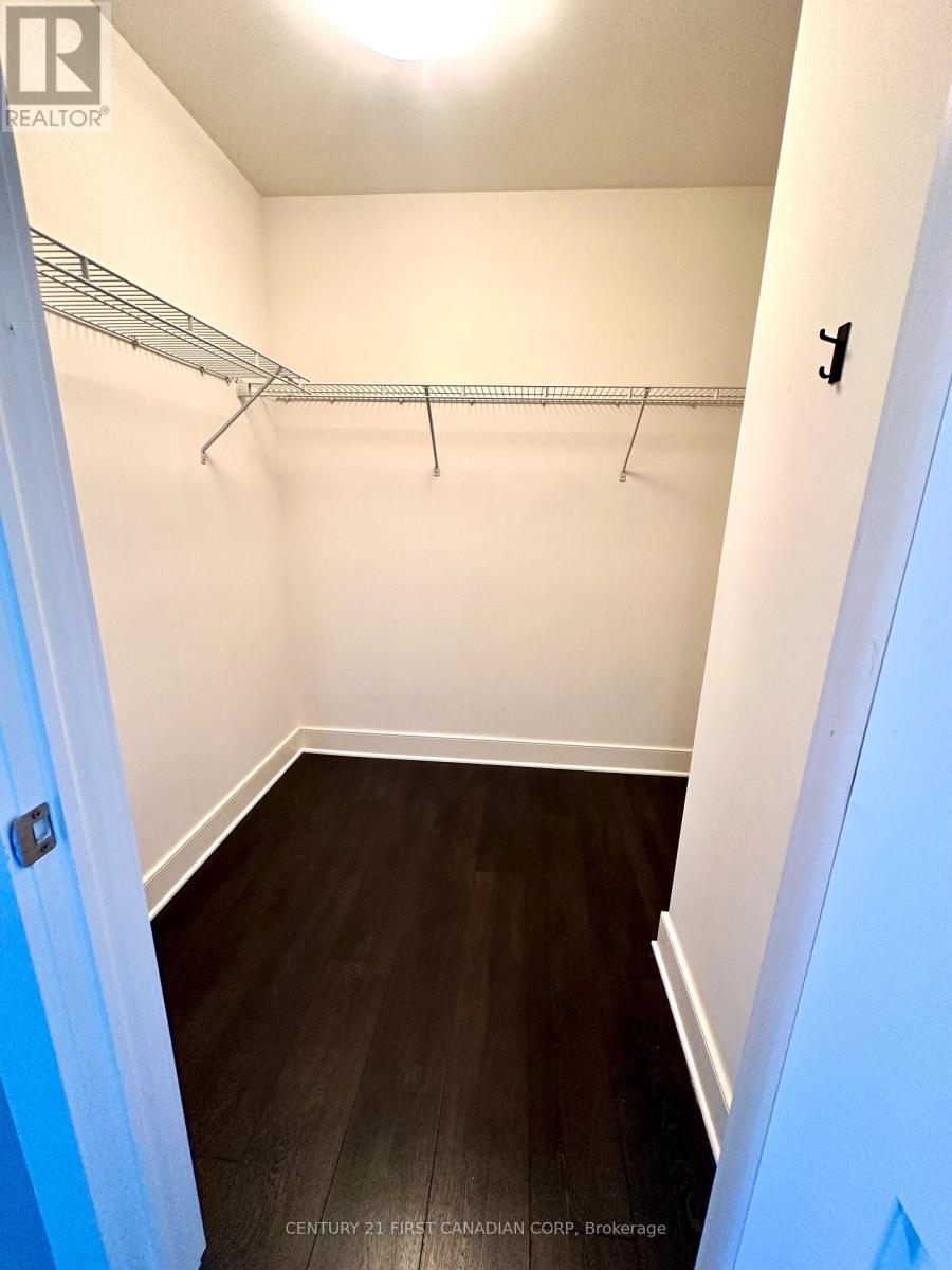 203 - 320 Sugarcreek Trail, London North, Ontario  N6H 0G3 - Photo 32 - X12957528