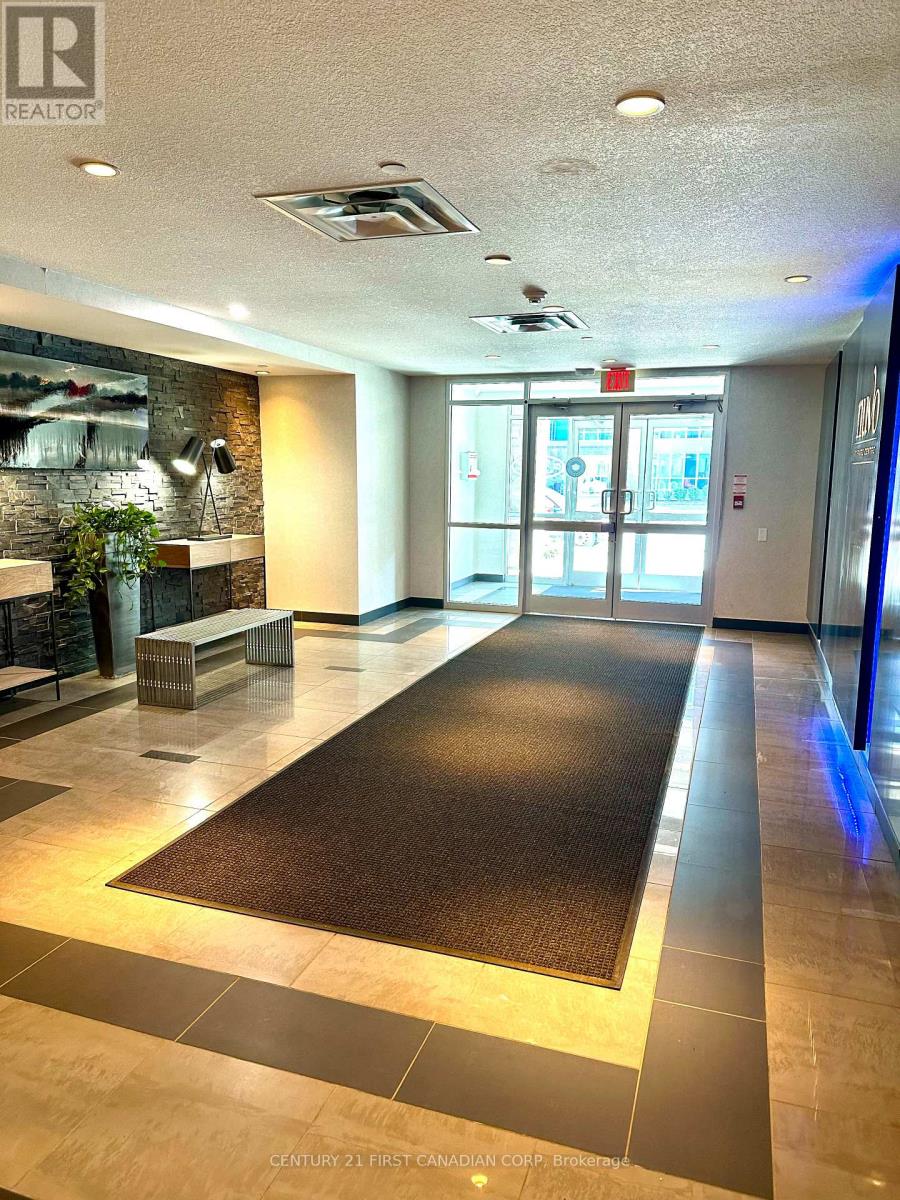 203 - 320 Sugarcreek Trail, London North, Ontario  N6H 0G3 - Photo 4 - X12957528