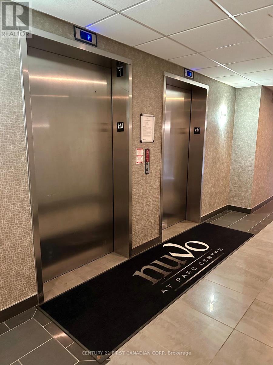 203 - 320 Sugarcreek Trail, London North, Ontario  N6H 0G3 - Photo 5 - X12957528