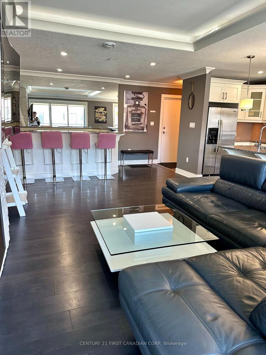 203 - 320 Sugarcreek Trail, London North, Ontario  N6H 0G3 - Photo 9 - X12957528