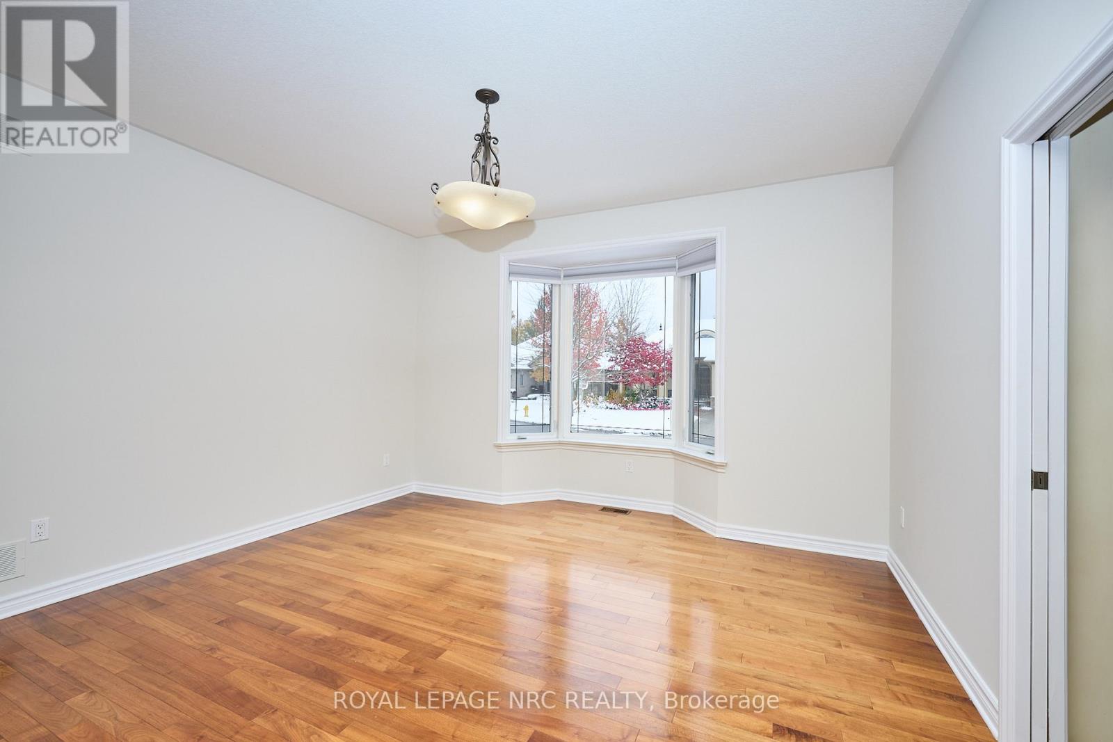 45 Timber Creek Crescent, Pelham, Ontario  L3E 0P3 - Photo 15 - X12957564