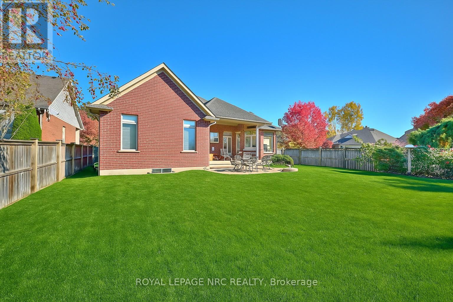 45 Timber Creek Crescent, Pelham, Ontario  L3E 0P3 - Photo 3 - X12957564