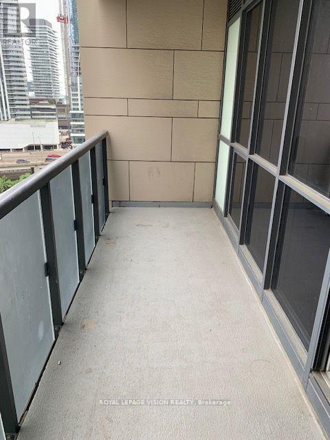 1107 - 1 The Esplanade, Toronto, Ontario  M5E 0A8 - Photo 8 - C12945714