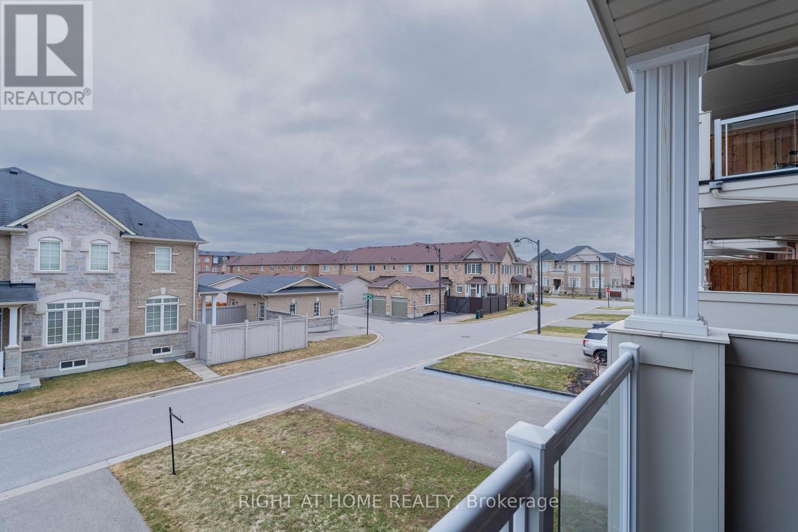 1518 Shepway Mews, Pickering, Ontario L1X 0C7 - Photo 29 - E12949756