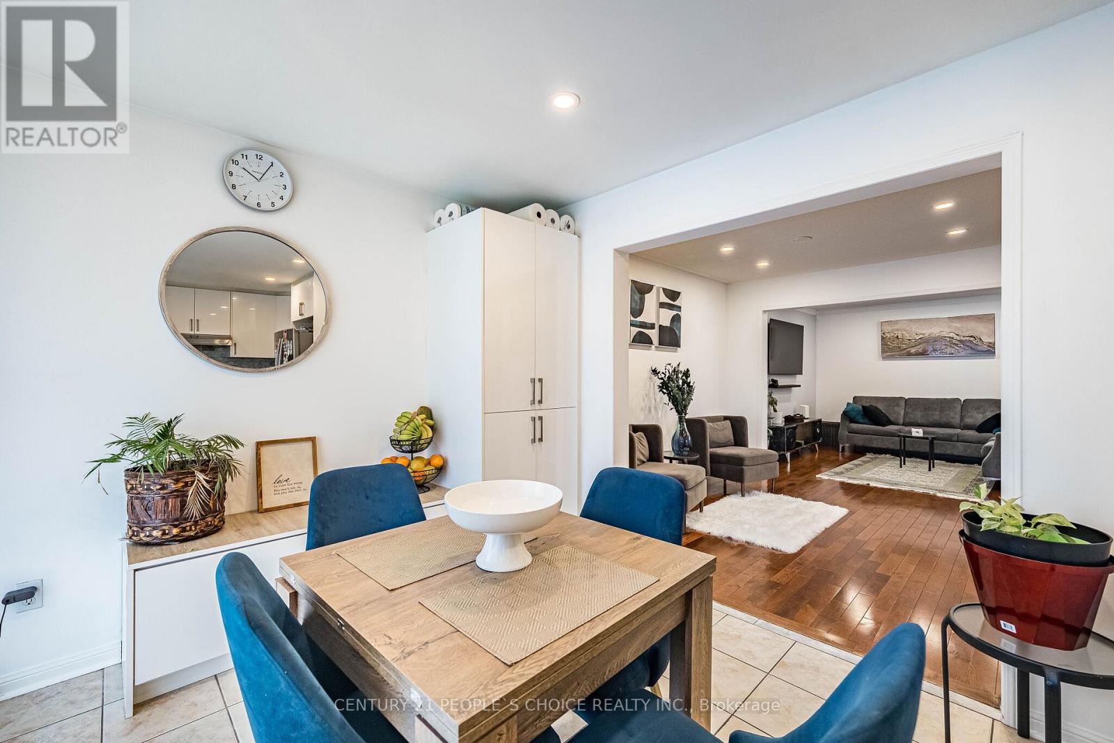 1219 Quest Circle, Mississauga, Ontario L5N 8B9 - Photo 16 - W12951538