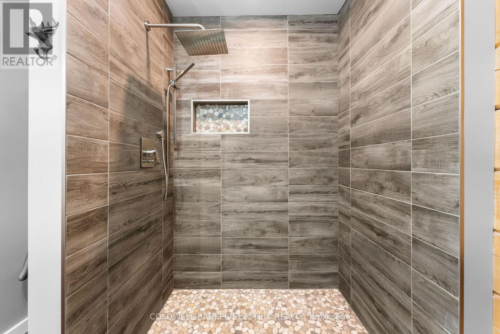 2075 Dyno Road, Highlands East, Ontario  K0L 1C0 - Photo 22 - X12953726