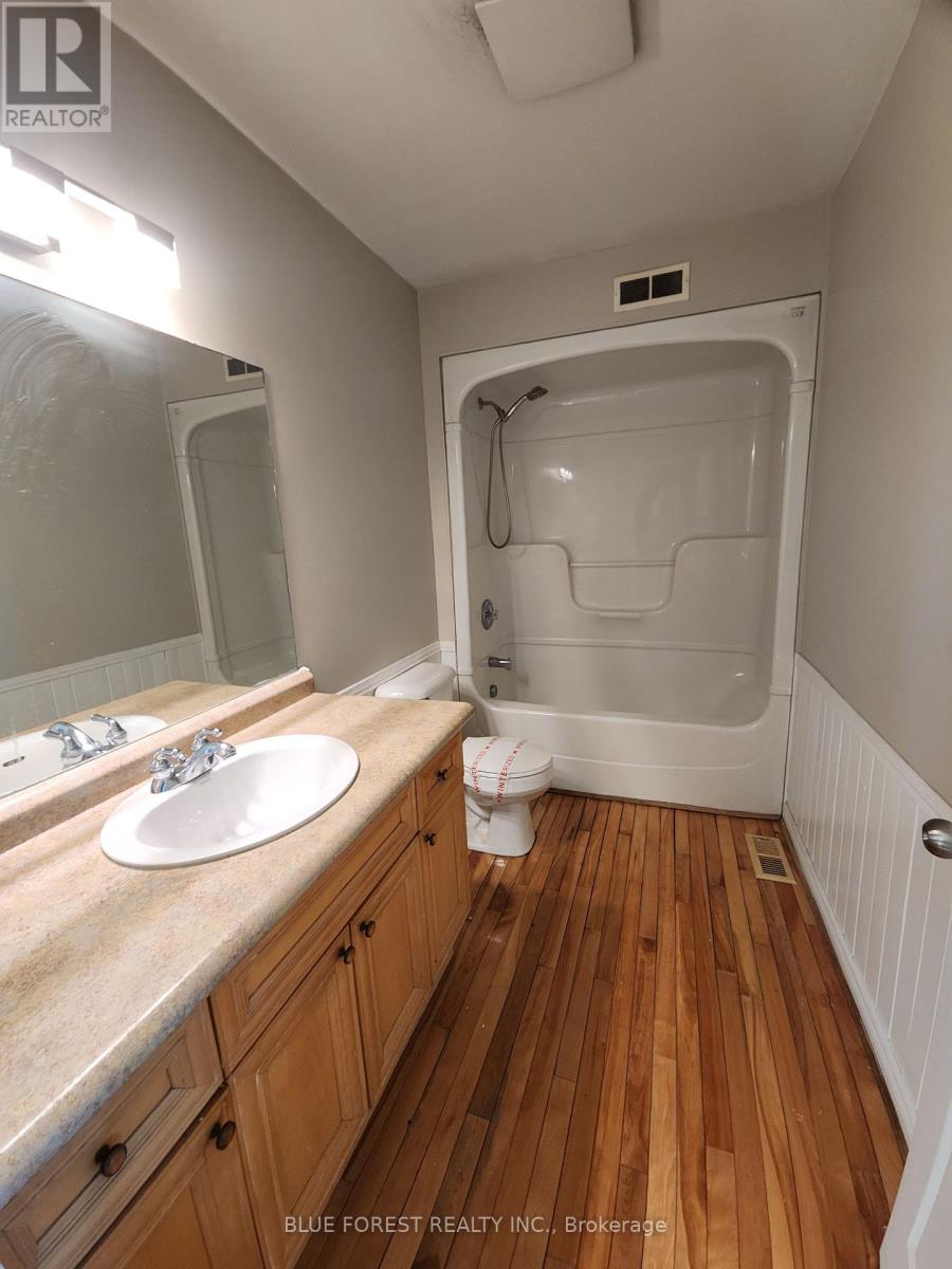 36259 Gore Road, South Huron, Ontario  N0M 1T0 - Photo 11 - X12804128