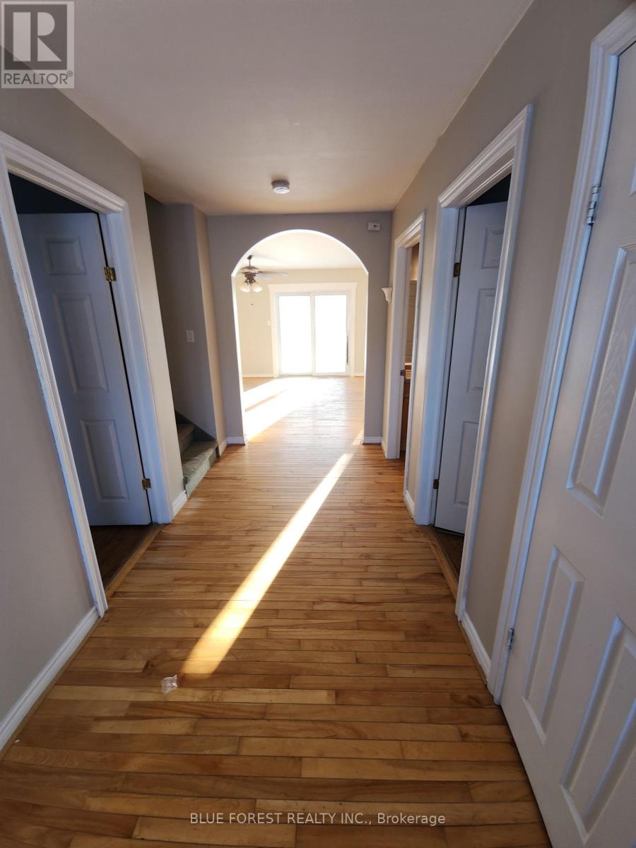 36259 Gore Road, South Huron, Ontario  N0M 1T0 - Photo 13 - X12804128