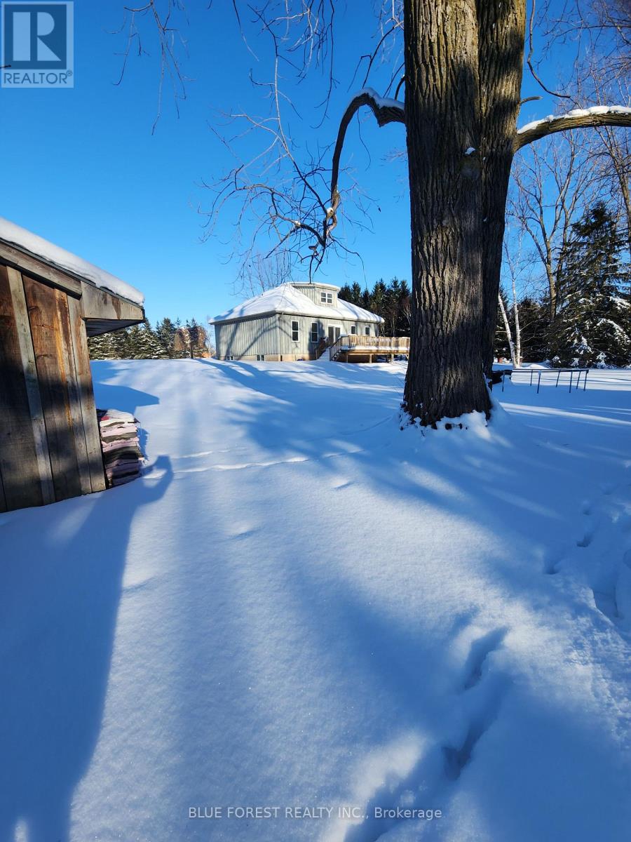 36259 Gore Road, South Huron, Ontario  N0M 1T0 - Photo 24 - X12804128