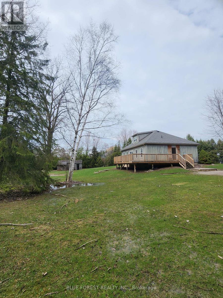 36259 Gore Road, South Huron, Ontario  N0M 1T0 - Photo 32 - X12804128