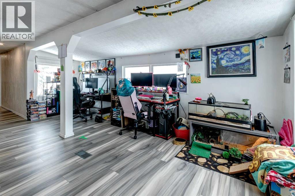 93 Huntstrom Drive NE, Calgary, Alberta  T2K 5V5 - Photo 12 - A2297118