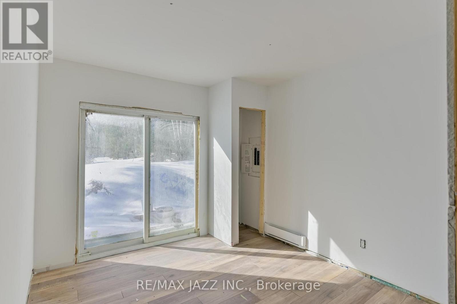 3338 Monck Road, Kawartha Lakes, Ontario  K0M 1K0 - Photo 9 - X12957584