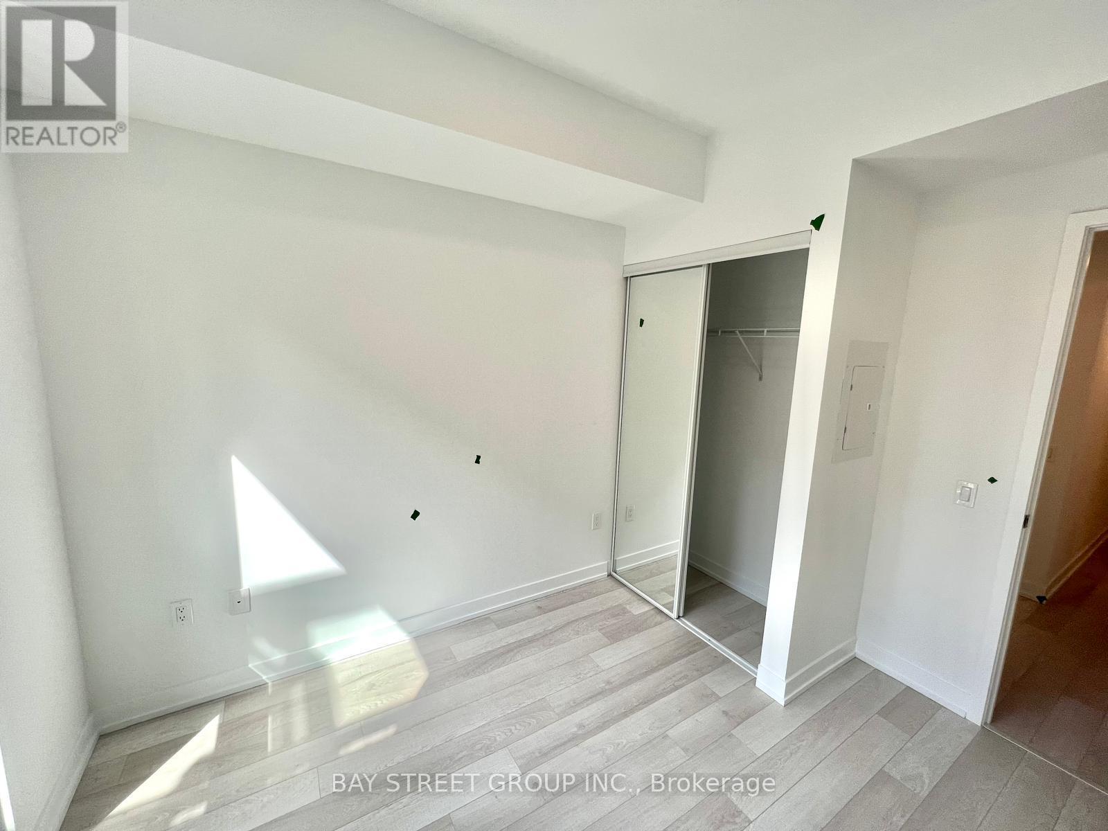 904 - 39 Roehampton Avenue, Toronto, Ontario  M4P 1P9 - Photo 10 - C12957532