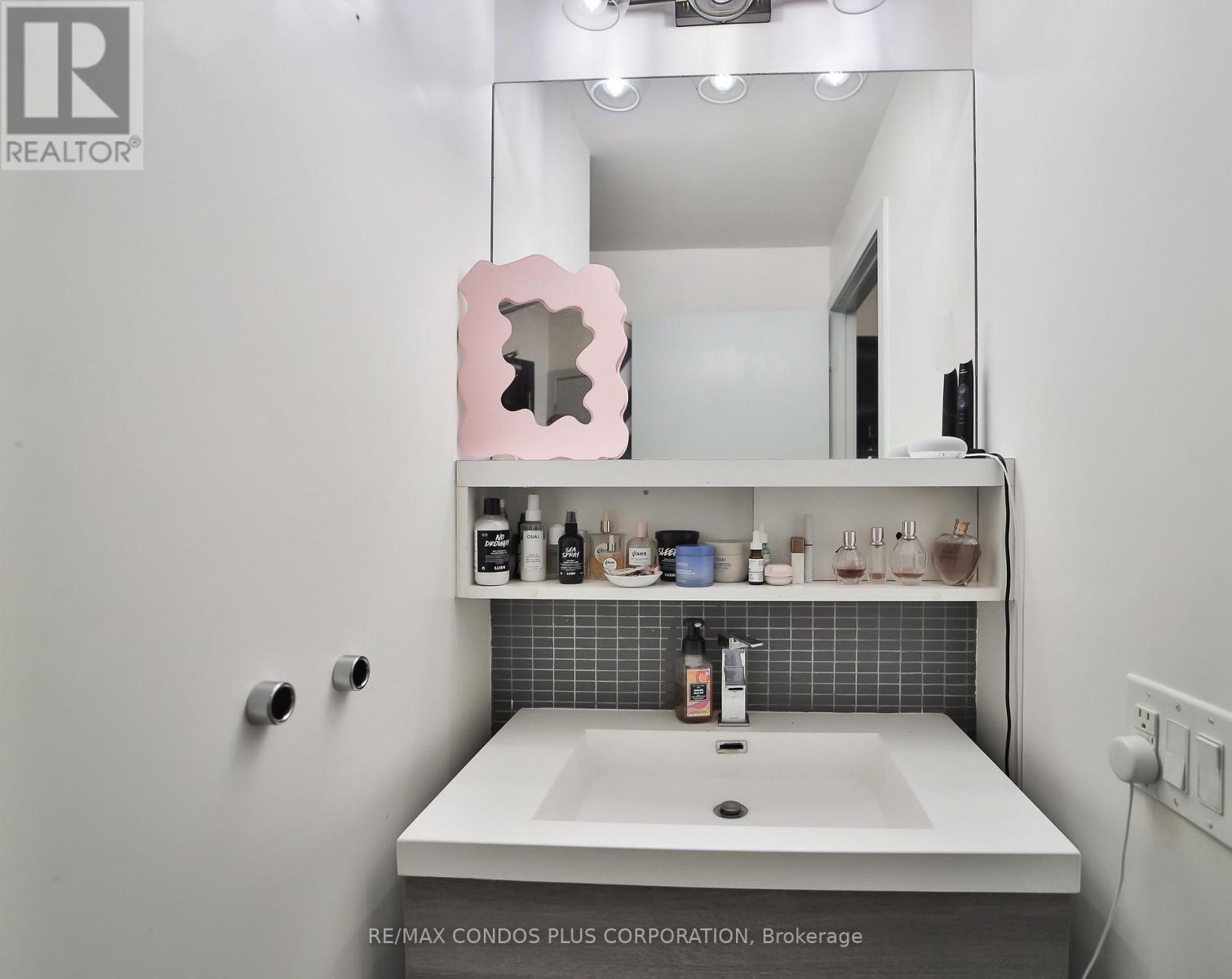 206 - 1239 Dundas Street W, Toronto, Ontario  M6J 0E8 - Photo 30 - C12957556