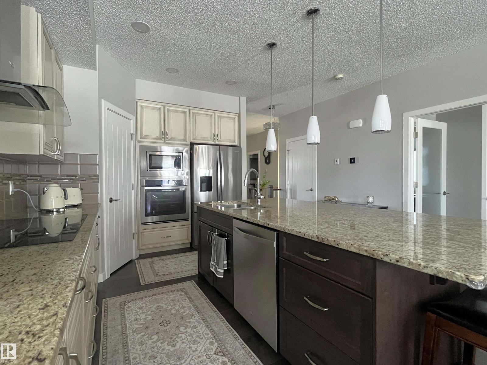 8504 216 St Nw, Edmonton, Alberta  T5T 4W2 - Photo 10 - E4480692