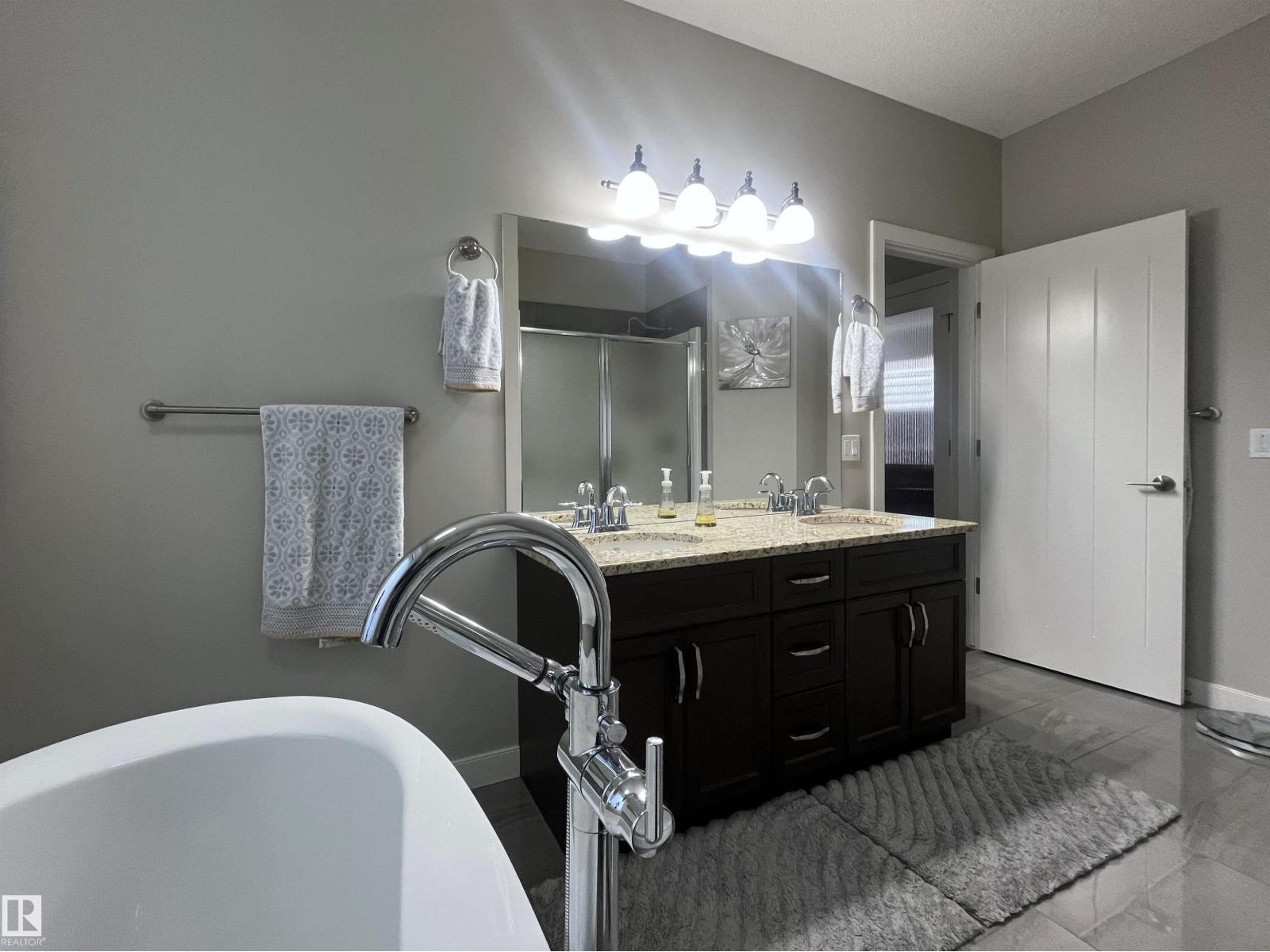 8504 216 St Nw, Edmonton, Alberta  T5T 4W2 - Photo 25 - E4480692