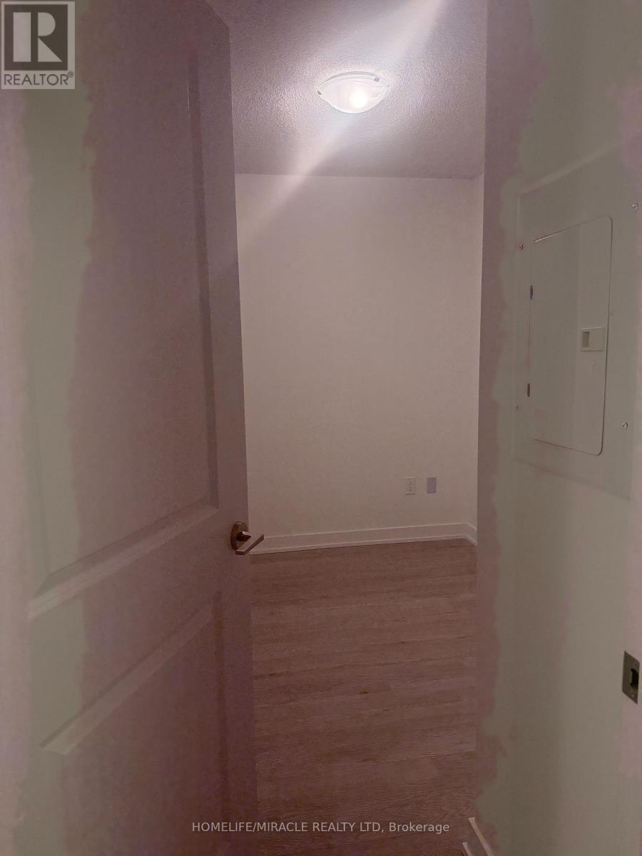 1306 - 1010 Sandy Beach Road, Pickering, Ontario  L1W 0C7 - Photo 11 - E12957594