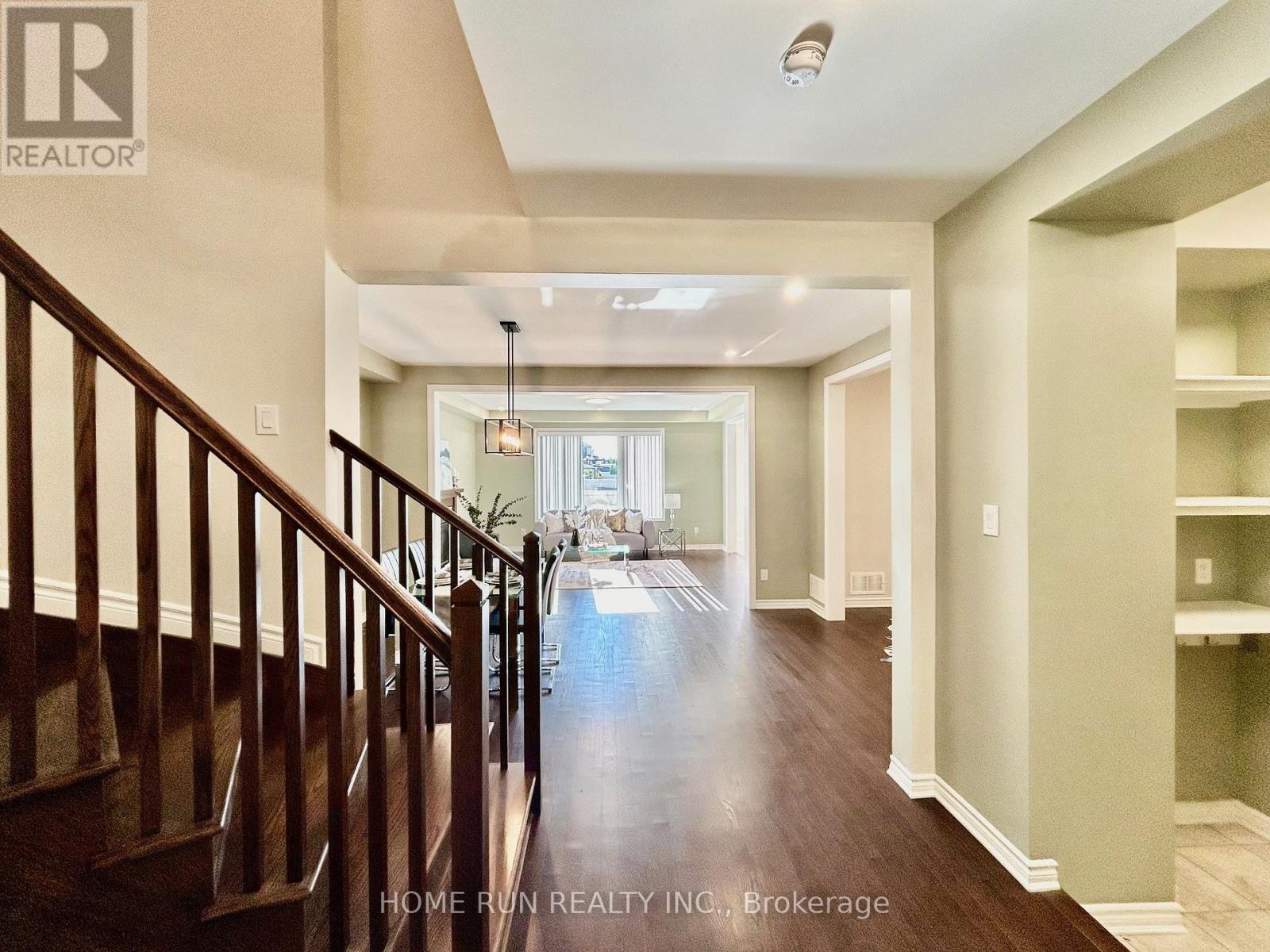 167 Santolina Street, Ottawa, Ontario  K2S 0W9 - Photo 4 - X12957530