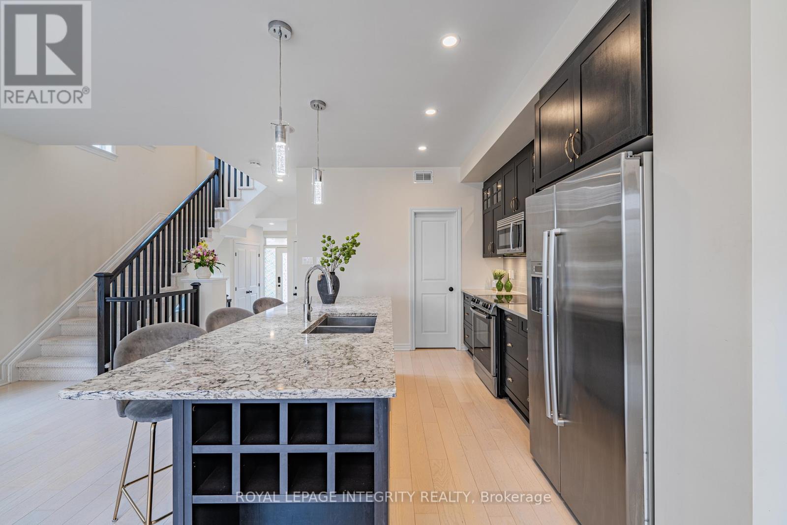 1882 Maple Grove Road, Ottawa, Ontario  K2S 0W4 - Photo 6 - X12957580