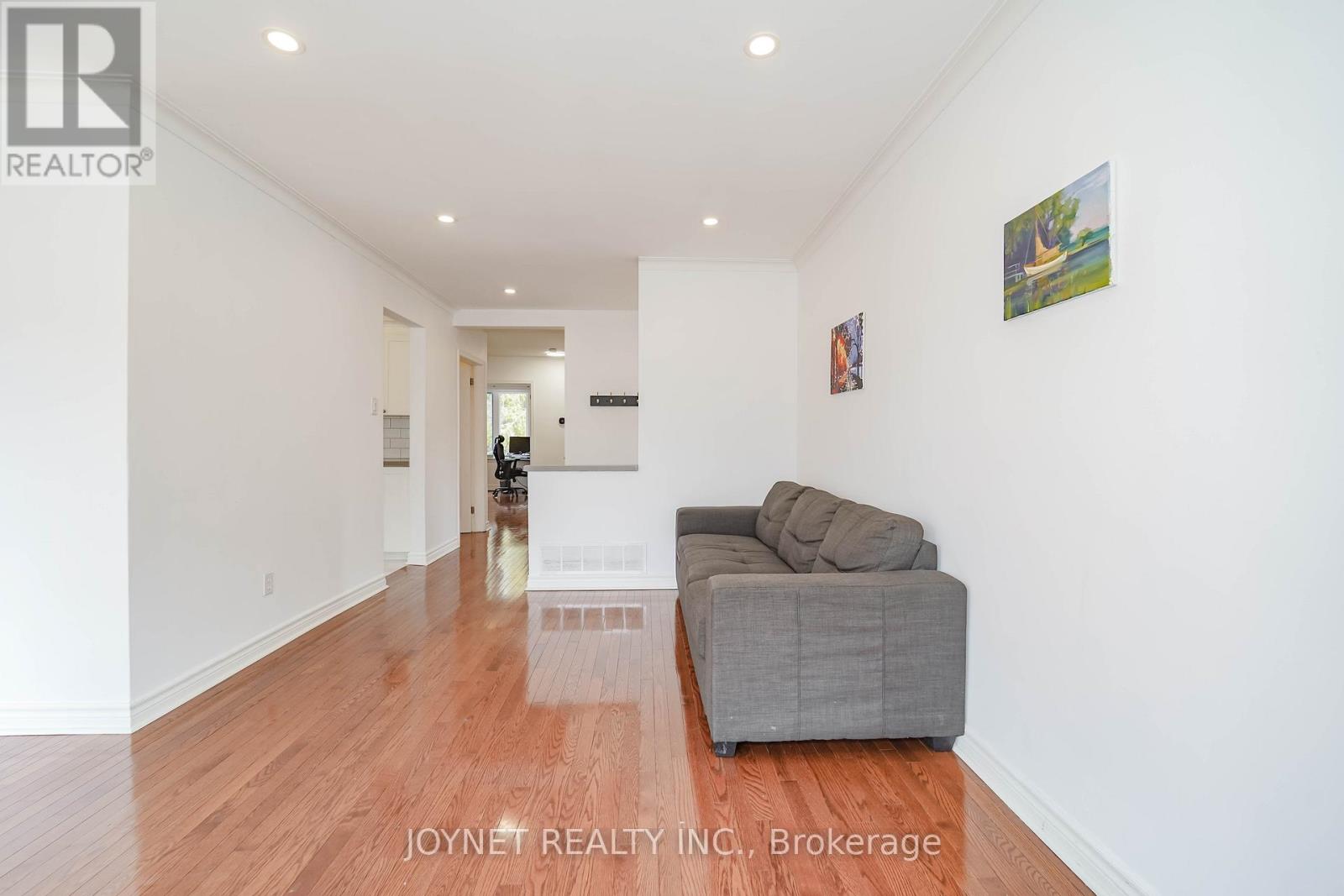 299 Palmer Avenue, Richmond Hill, Ontario  L4C 1P4 - Photo 10 - N12957548