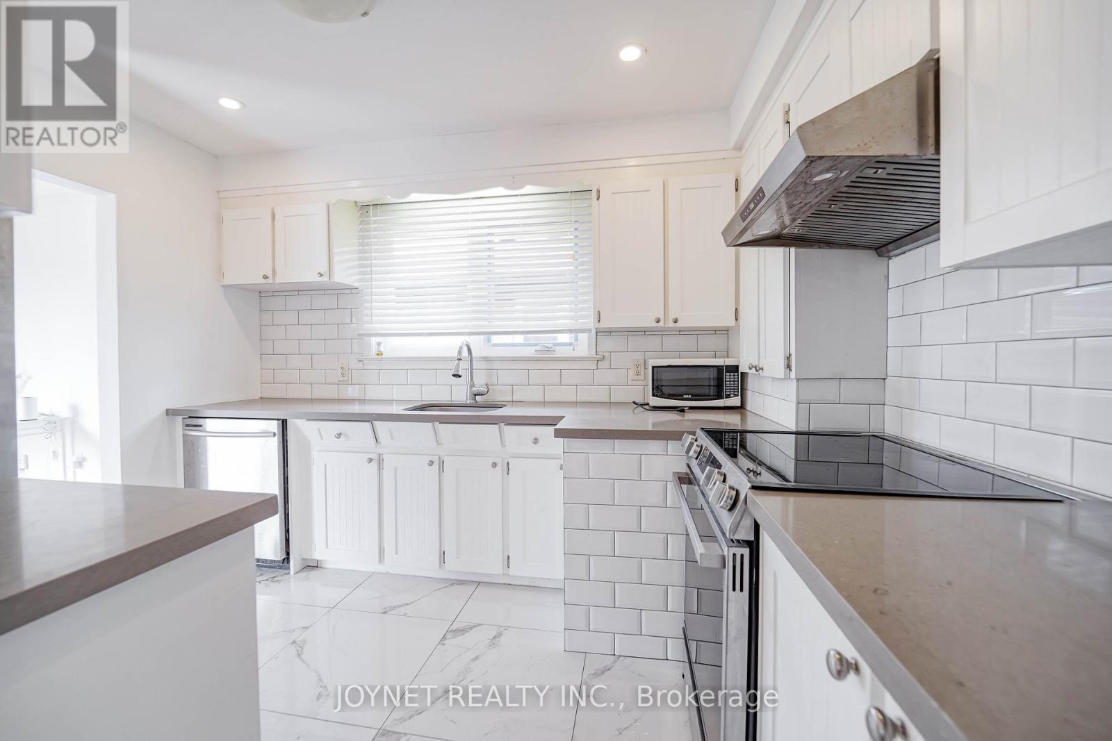 299 Palmer Avenue, Richmond Hill, Ontario  L4C 1P4 - Photo 12 - N12957548