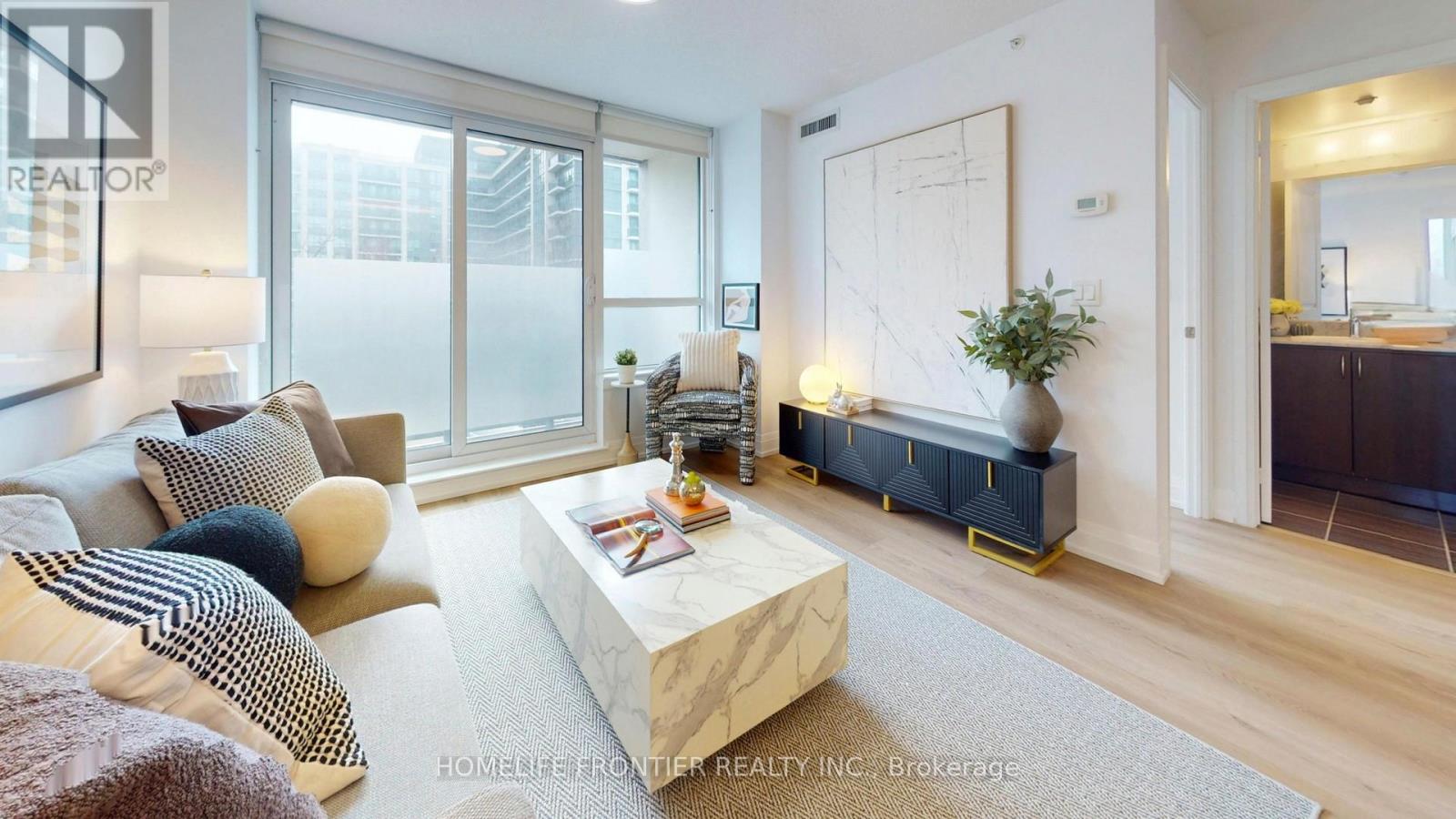 223 - 370 Highway 7 E, Richmond Hill, Ontario  L4B 0C4 - Photo 3 - N12957572