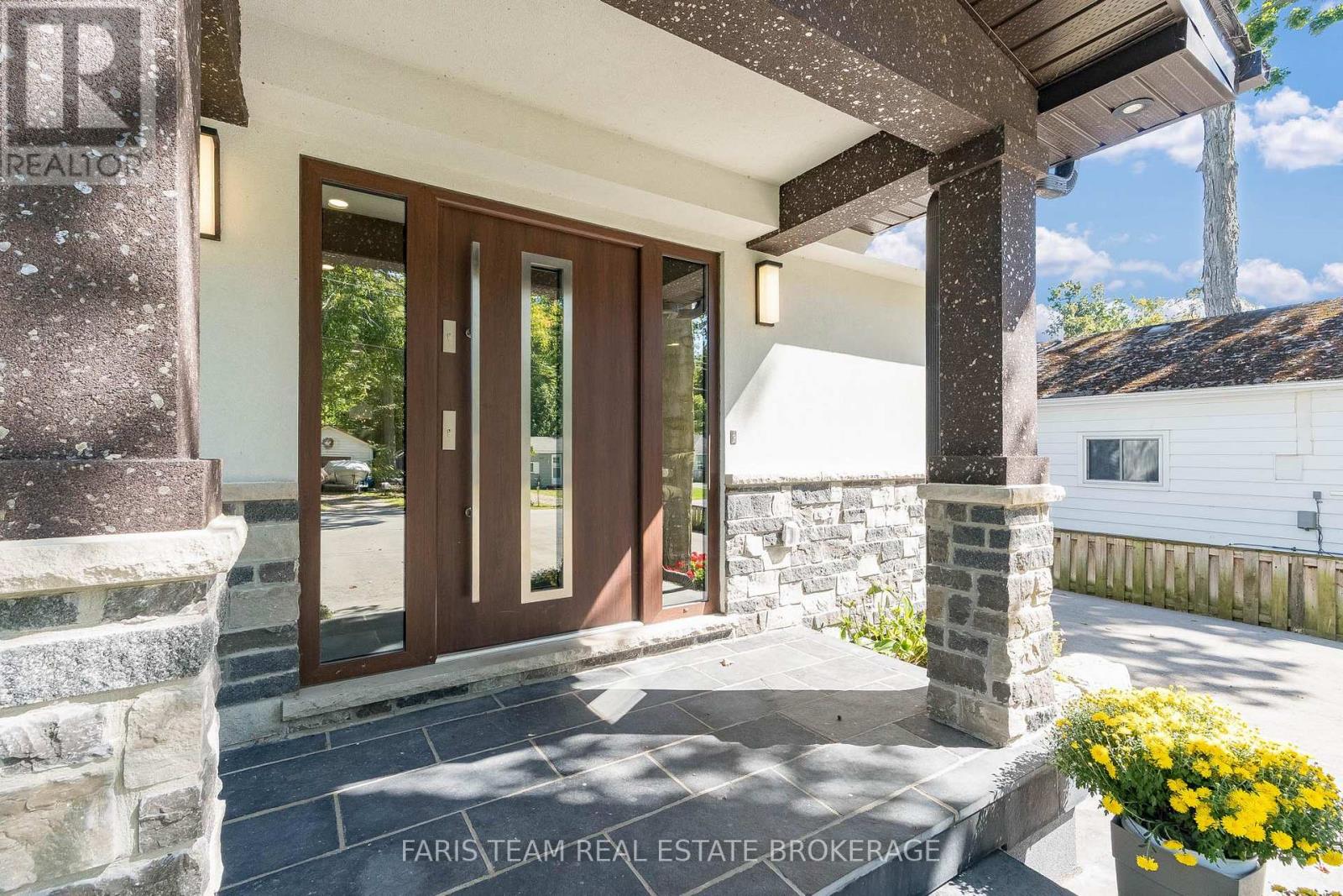 3951 Alberta Avenue, Innisfil, Ontario  L9S 2M1 - Photo 6 - N12869684