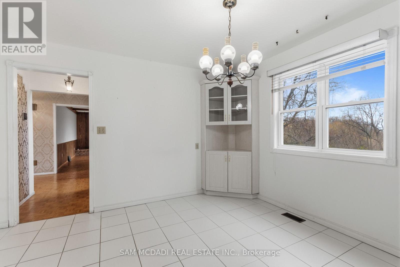 1929 Fieldgate Drive, Burlington, Ontario  L7P 3H4 - Photo 16 - W12957516