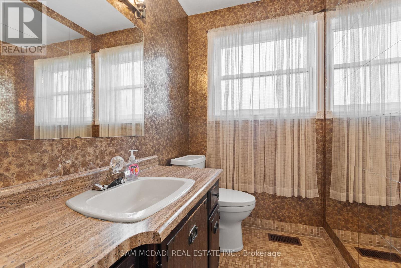 1929 Fieldgate Drive, Burlington, Ontario  L7P 3H4 - Photo 20 - W12957516