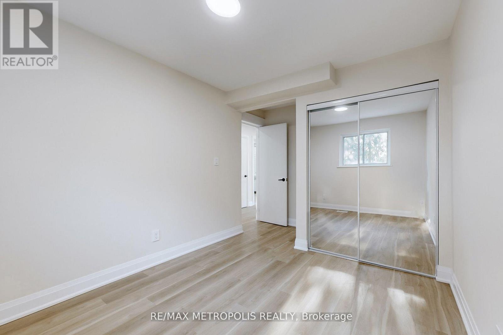 #main - 85 Primula Crescent, Toronto, Ontario  M9L 1J9 - Photo 12 - W12957536