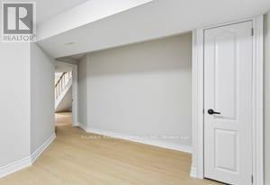 4291 Beacon Lane, Mississauga, Ontario  L5C 3V8 - Photo 34 - W12957560