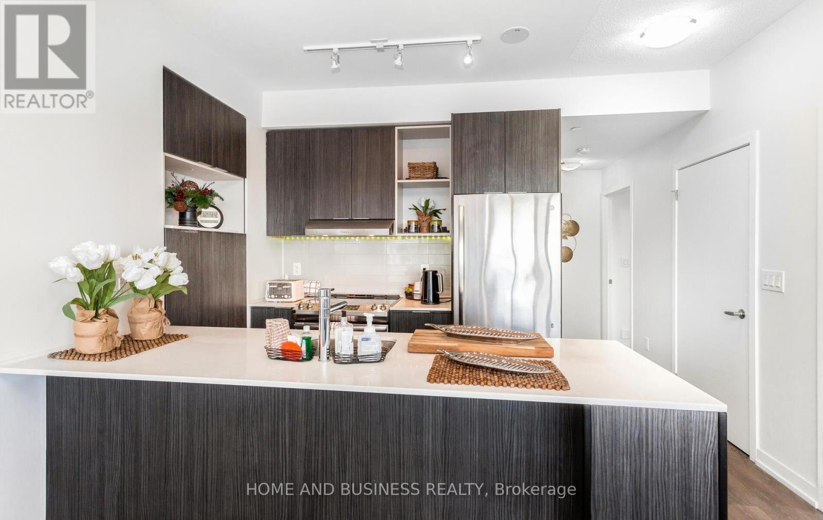 1218 - 2520 Eglinton Avenue W, Mississauga, Ontario  L5M 0Y2 - Photo 16 - W12957598