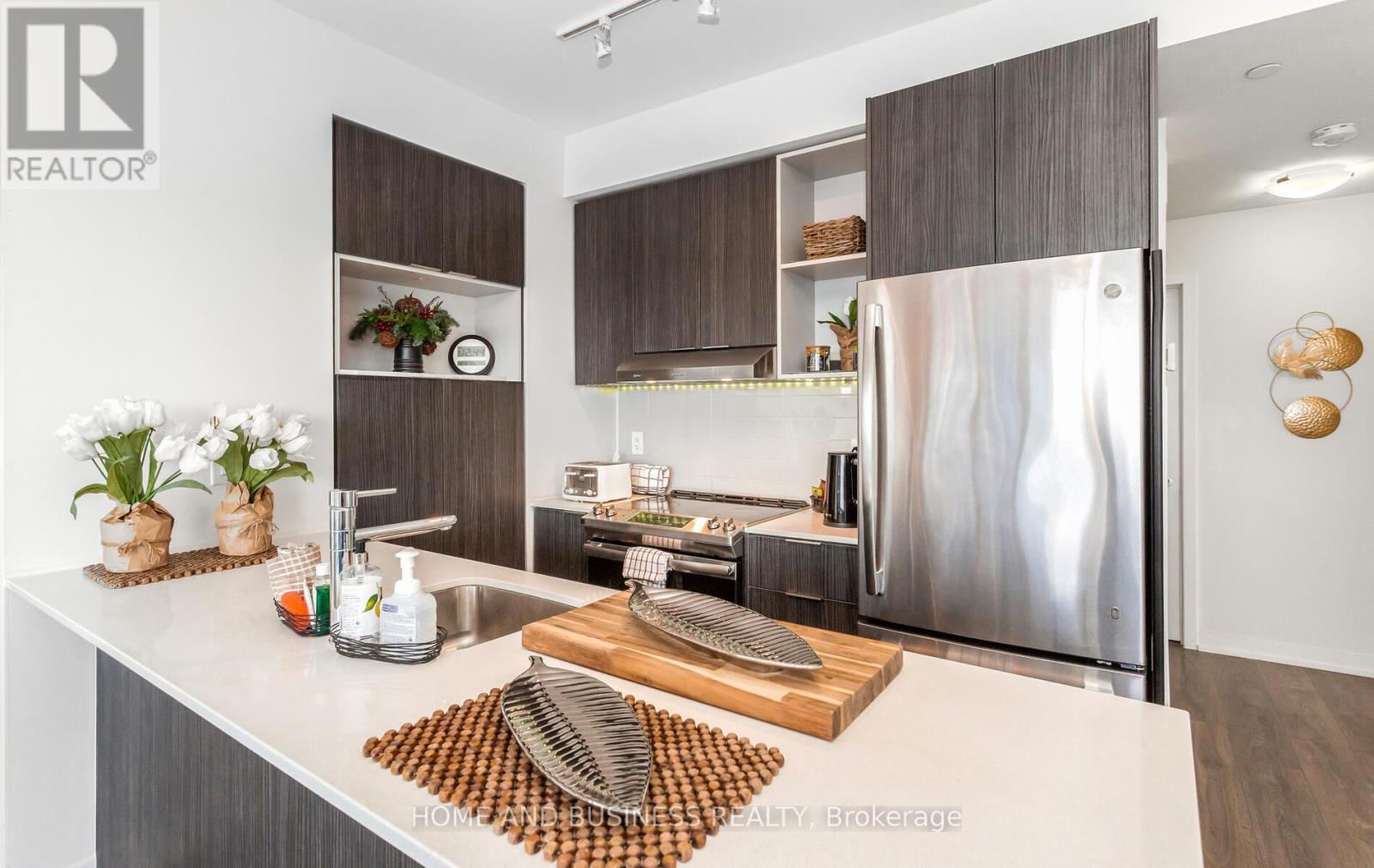 1218 - 2520 Eglinton Avenue W, Mississauga, Ontario  L5M 0Y2 - Photo 18 - W12957598