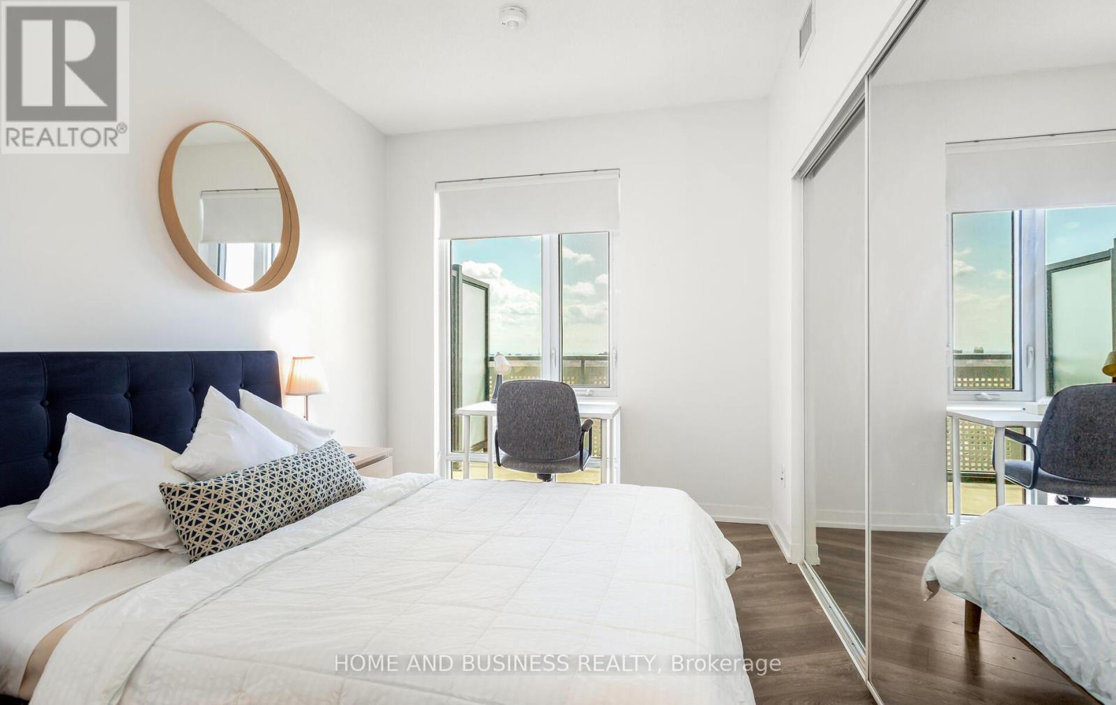 1218 - 2520 Eglinton Avenue W, Mississauga, Ontario  L5M 0Y2 - Photo 22 - W12957598